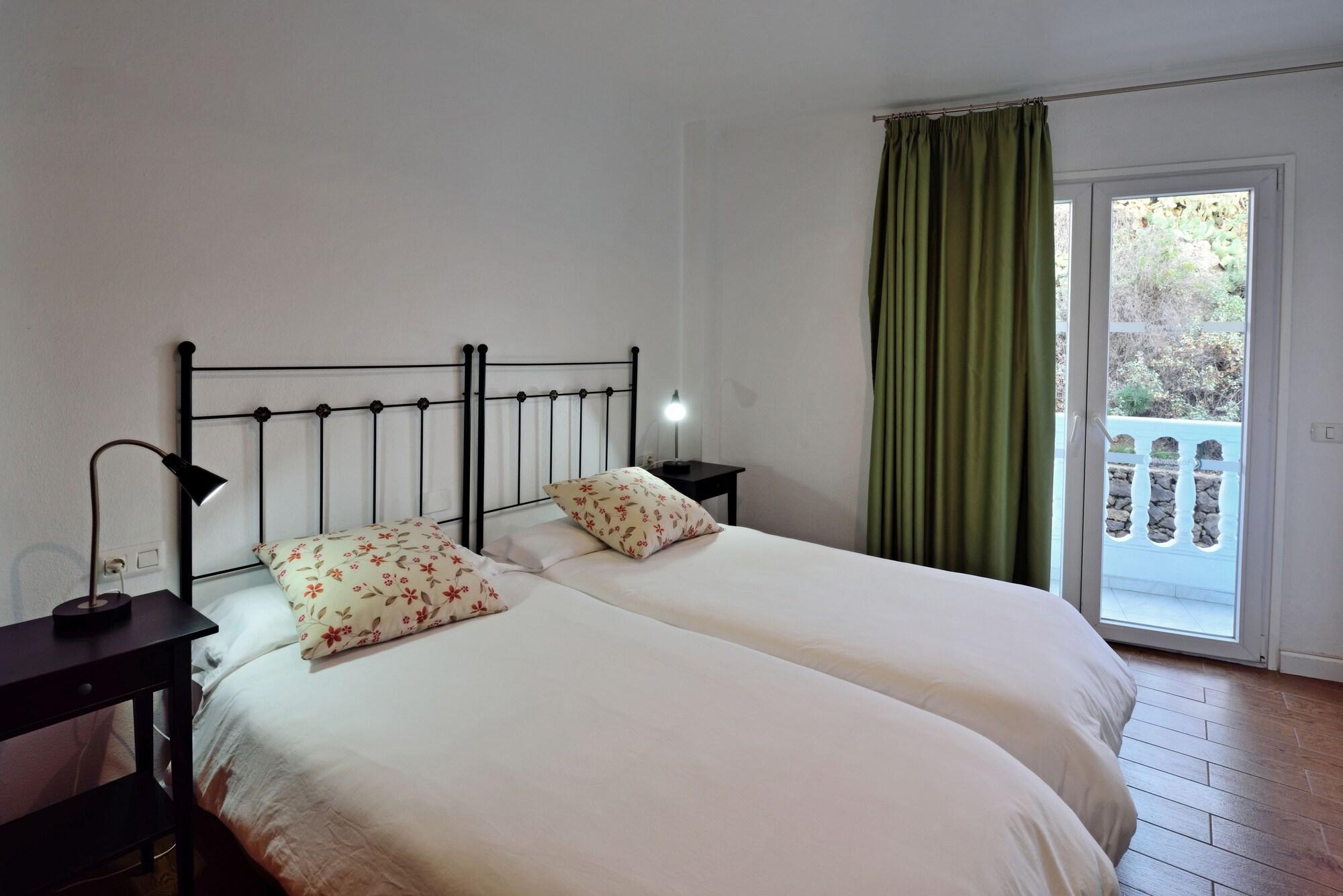 Apartamentos Adjovimar Los Llanos De Aridane Exterior foto
