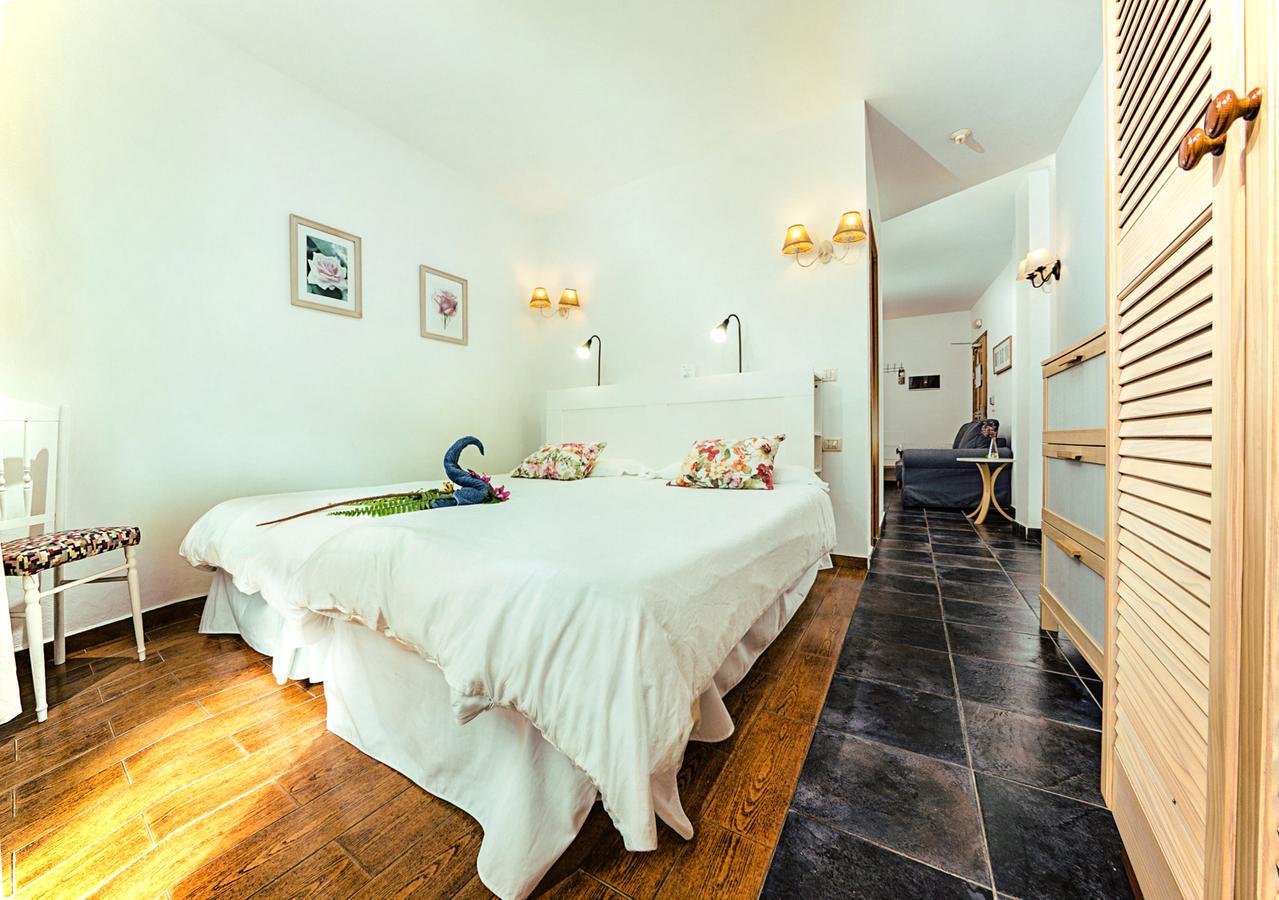 Apartamentos Adjovimar Los Llanos De Aridane Exterior foto